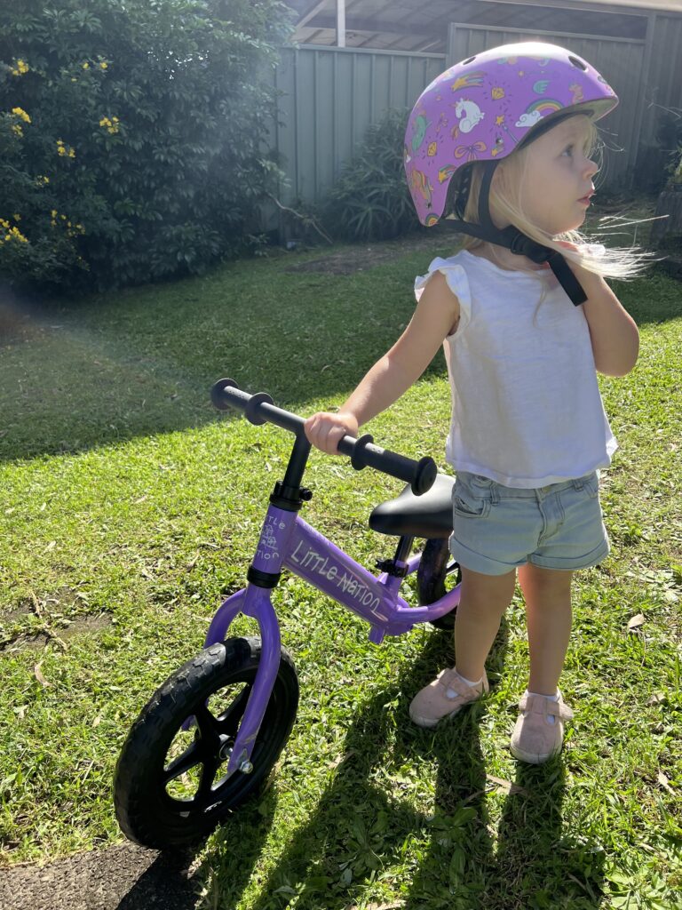 Balance Bike vs Stabilisers: Parent Guide
